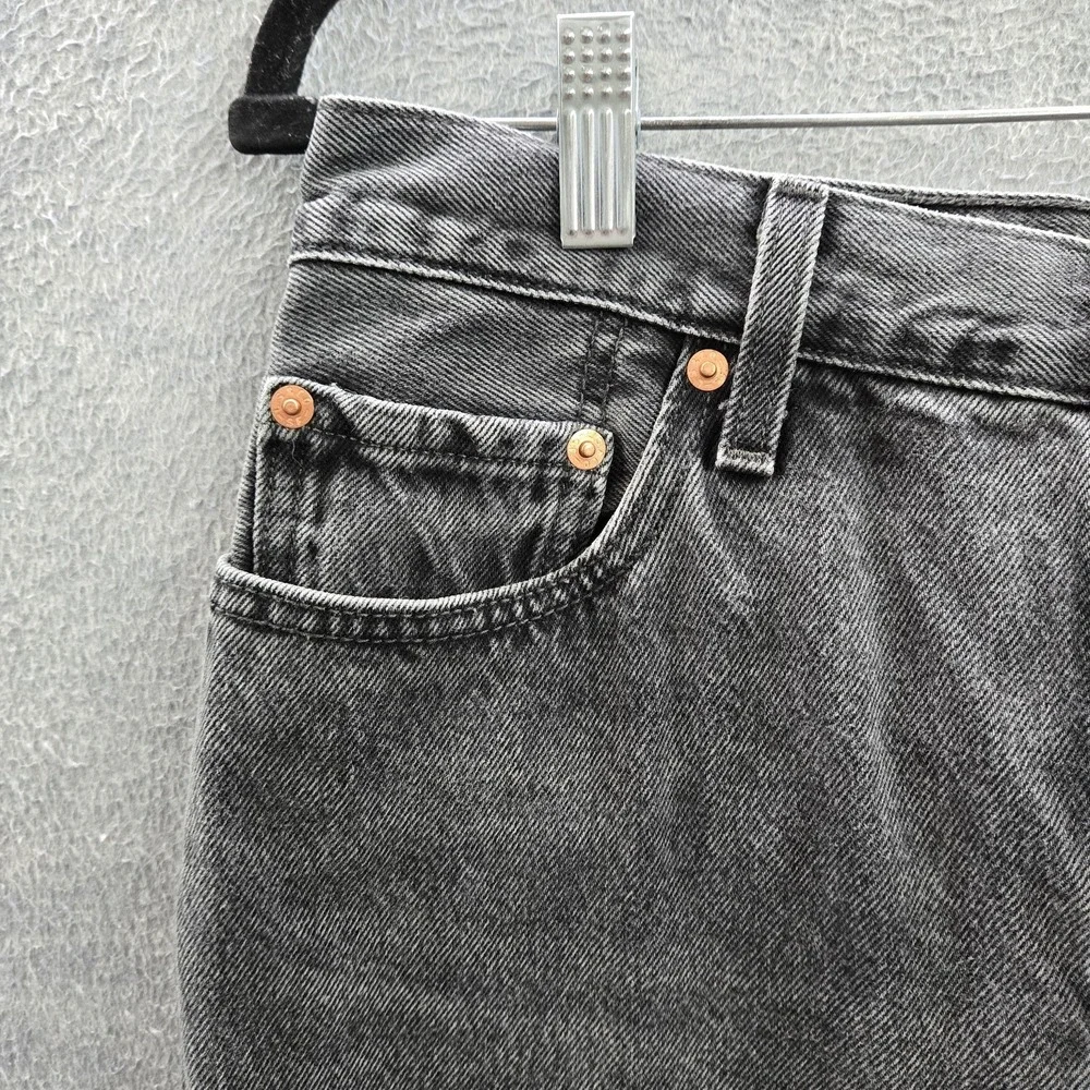 Levis *please carefully